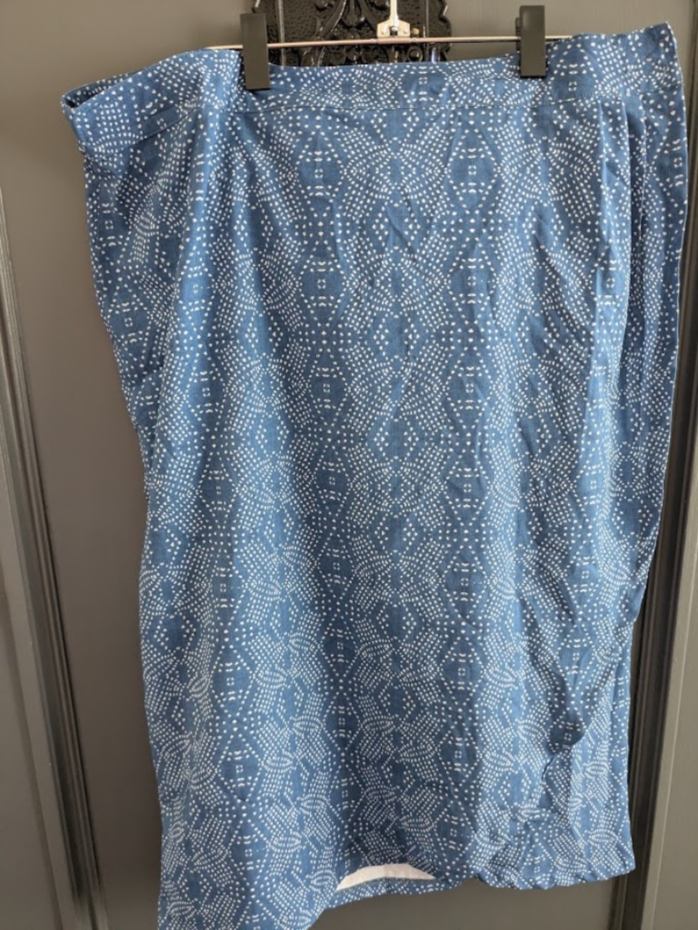 RipSkirt Hawaii Blue and White Wrap Skirt XXL